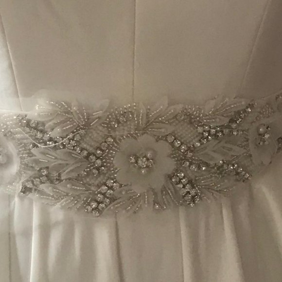 Unique and embellished sash main image 4